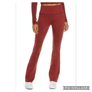 Alo Airbrush High Waist Cranberry Flare Pants Size Small